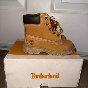 Timberland Classic 6-Inch Waterproof Boot Wheat Nubuck Toddler Size 6.5